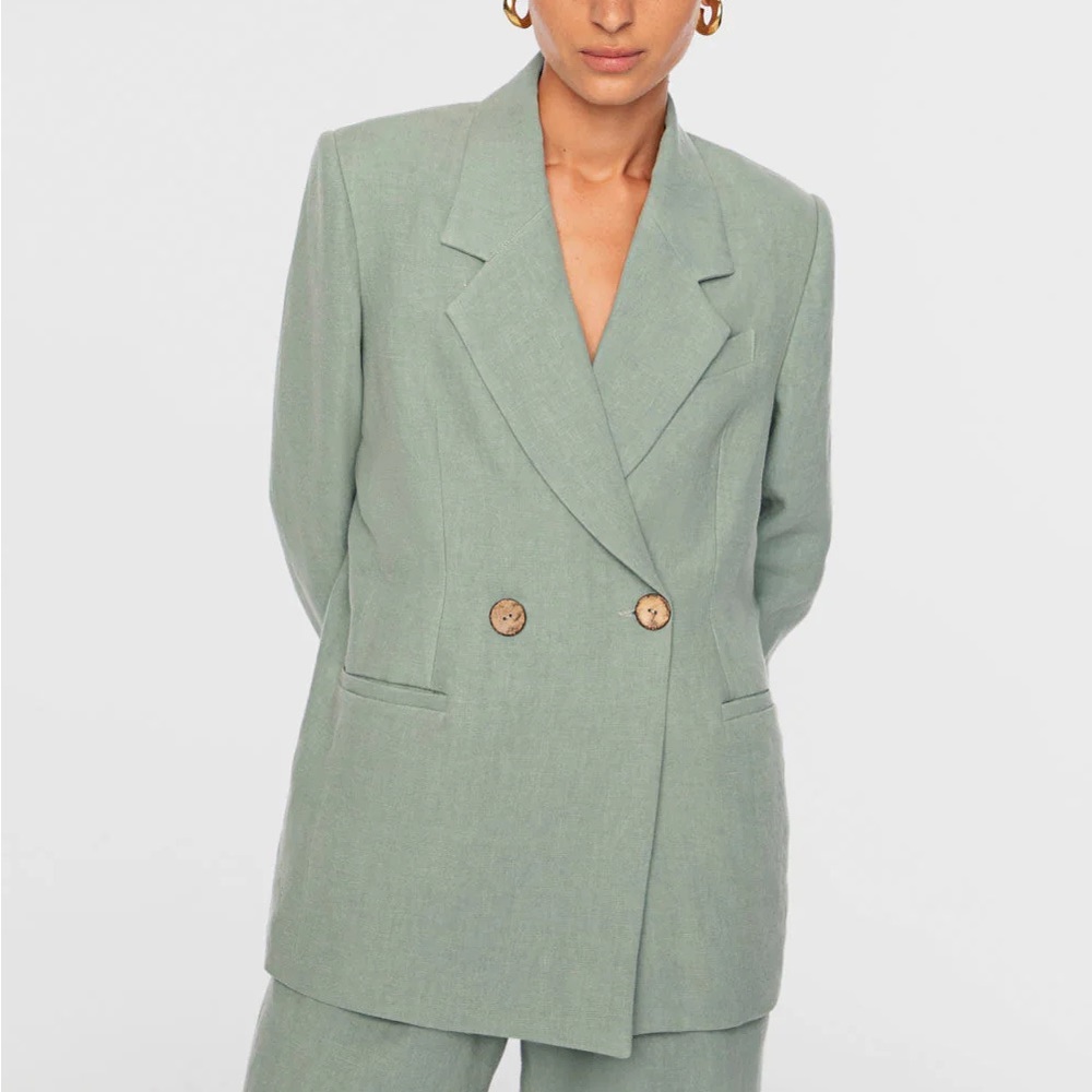 dāl the label Signature Linen Double Breasted Blazer in Mist